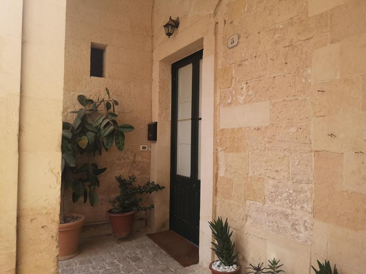 Apartamento Piazzetta Acquaviva Lecce Exterior foto